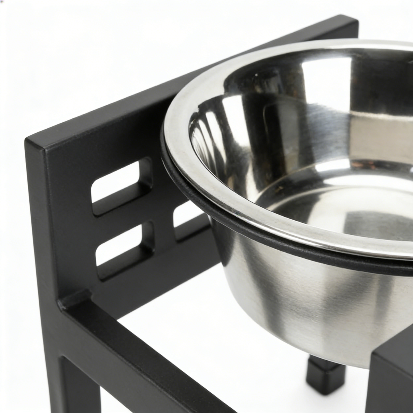 Adjustable Elevated Feeder